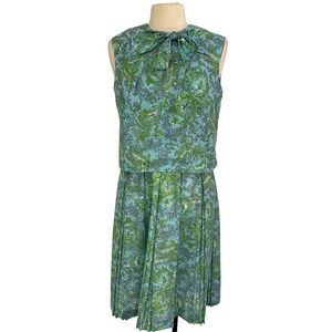Vintage 50s 60s Blue Green Print Sleeveless Bow Neck Pleated Dress Set, Top Sun